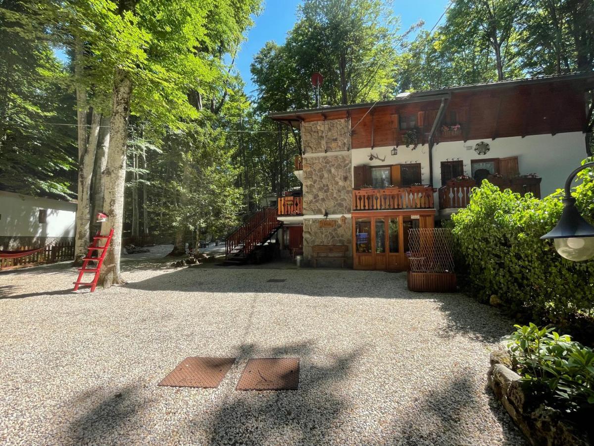 Chalet I Folletti Apartment Abbadia San Salvator Exterior photo